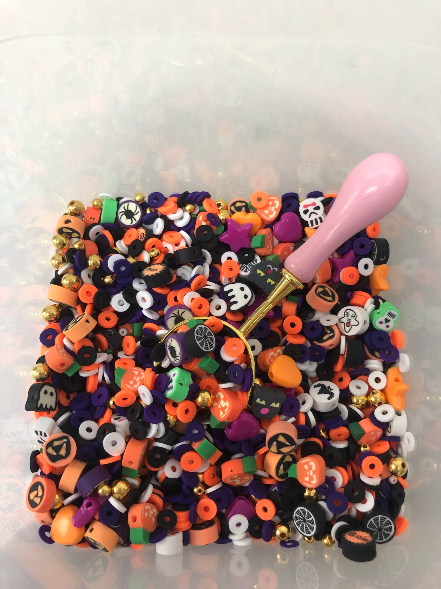 Halloween Bead Confetti