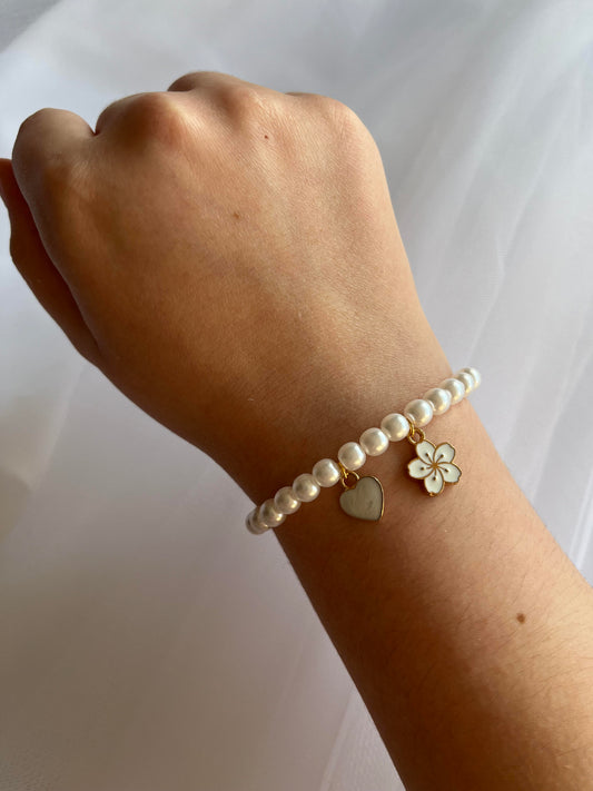 Pearl Bracelet - Blossom & Heart Charm