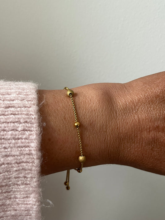 Gold Sphere Bracelet