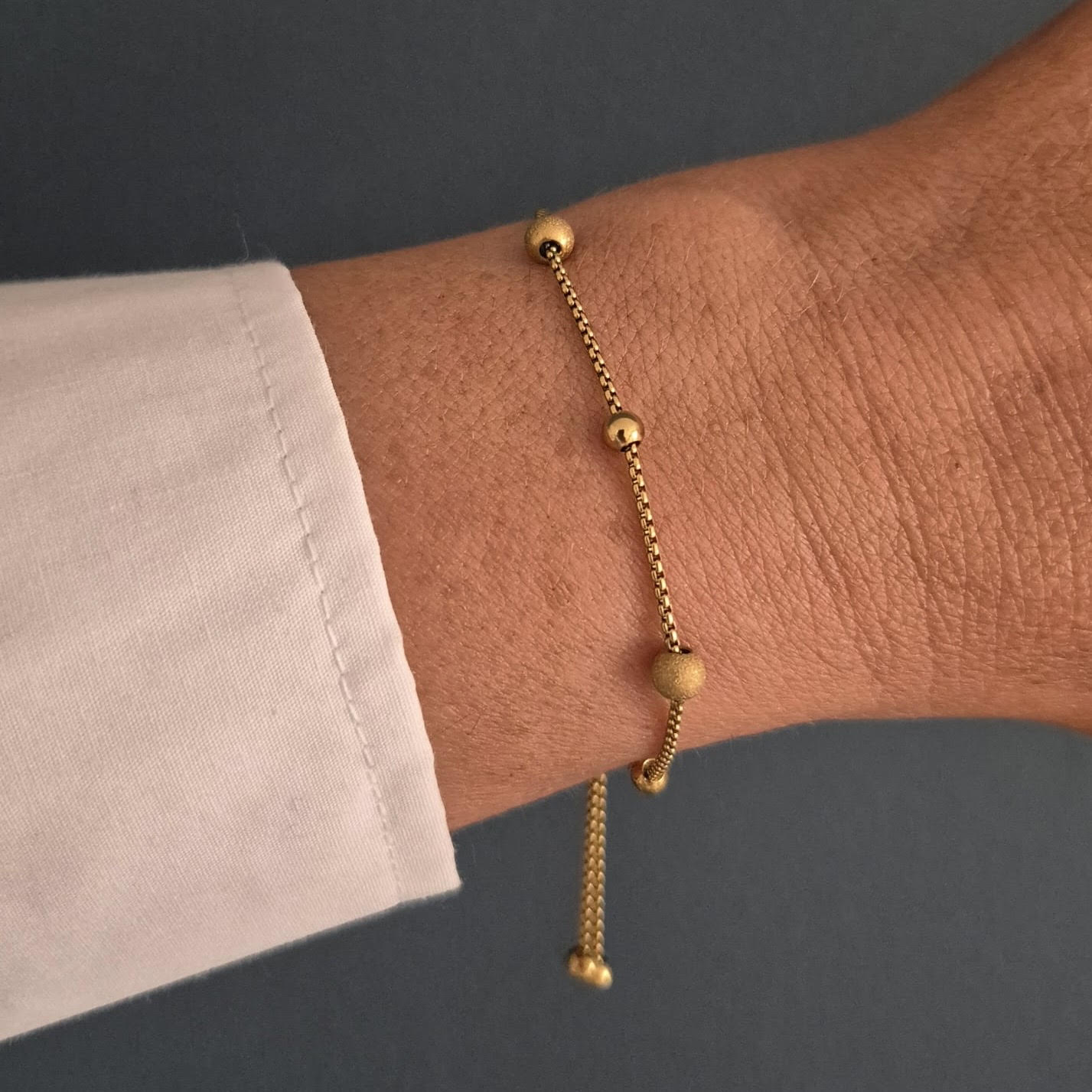 Gold Sphere Bracelet