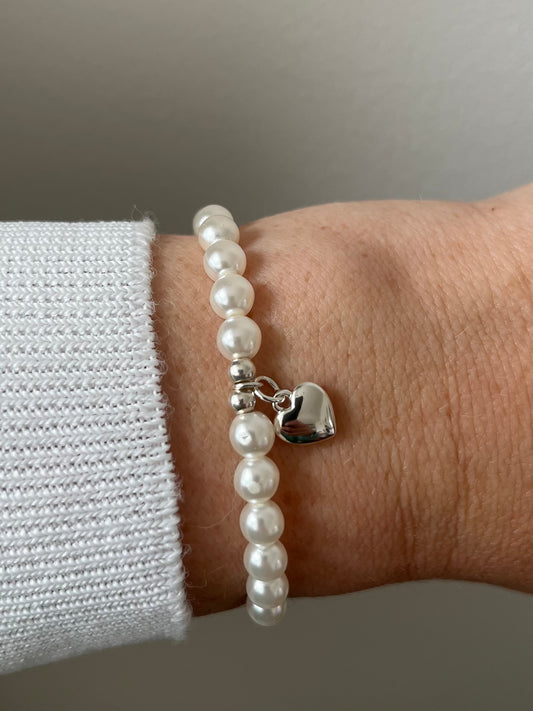 Pearl Bracelet with Heart Charm